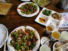 -萨宁音登锡伯风味餐厅(一楼店)