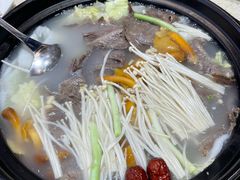 -九寨特色牦牛肉汤锅 羊肉汤锅