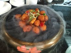 -铜锣湾·有麝自然香(渝北财富中心店)