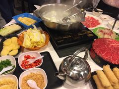 -鲜入围煮花胶鸡海鲜火锅