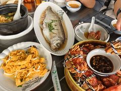 -七的湖·晚芳亭·阳澄湖农家菜·大闸蟹(莲花岛店)