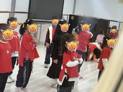 -小荧星艺校(浦东中环分校)