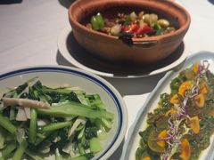 -八府香鸭·啫啫煲(华山路店)