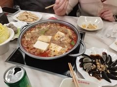 -彭记铁锅肥肠(东四总店)