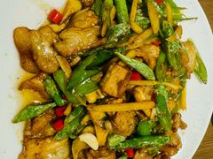 农家小炒肉-张太婆老妈蹄花川菜馆·中华餐饮老字号(望平街店)