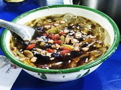 -马路边边·成都串串(翠柏路店)