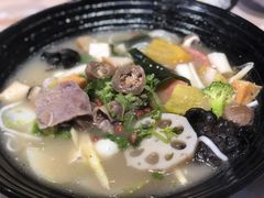 -食悦天美食广场(西安CityOn熙地港购物中心店)