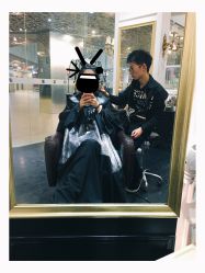 -变画·发型STUDIO