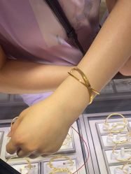 -周大福CHOW TAI FOOK(宝山苏宁易购店)