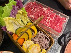 -菌自由丨野生菌火锅特色庭院餐厅(丽江古城店)