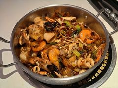 -七欣天香辣蟹火锅(闵行浦江欢乐颂店)