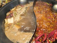 -萍姐火锅·公路夜市(武汉首店)