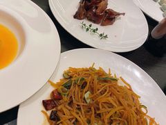 腊八蒜土豆丝黄瓜丝-甄御•海鲜新青岛菜(麦岛店)