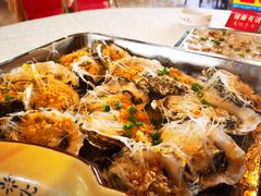 蒜蓉粉丝蒸生蚝-崖口红树林海鲜餐厅