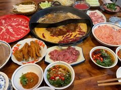 -憨铁匠火锅(红山6979店)