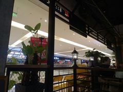 -洪氏嗨捞·广东猪肚鸡·椰子鸡火锅(西咸万象城店)