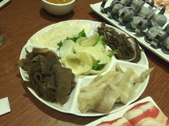 -思阁炭香火锅(学伟鑫城总店)