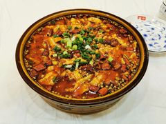-乡土特色.冷锅鱼.牦牛肉汤锅