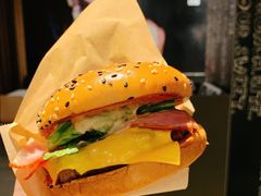 -麦当劳(乳山路店)