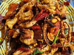 -老东镇啤酒屋海鲜加工·蒸汽海鲜·海鲜烧烤(台东店)