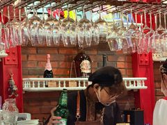 -米德维奇俄式西餐厅(西六道街店)