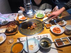 -唯成•韩国炭火烤肉 유성고기