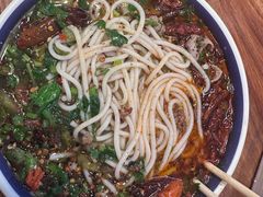 -云阿蛮云南生烫牛肉米线(奉贤路店)