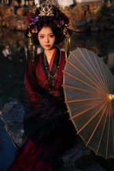 -一揽芳华汉服旗袍体验馆(拙政园店)