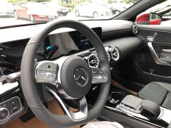 -杭州中升之星奔驰4S店(滨江店)