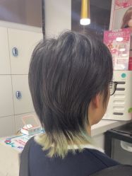 -镁连社·美联社