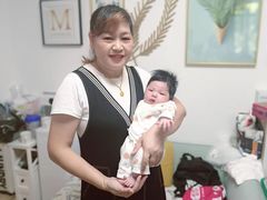 -臻爱住家月嫂育儿嫂(万达店)