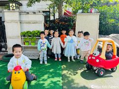 -MuaKids Garden