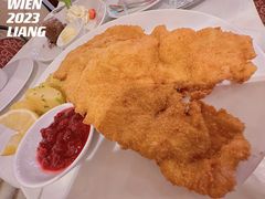 -中央咖啡馆