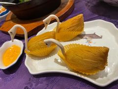 莲蓉天鹅酥-惠食佳·朱雀(东方商厦店)