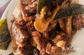 Huangpi Leaf Braised Duck