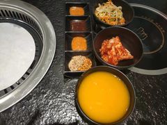 -烤路里·韩国品质自助烤肉(石路天虹4号店)