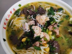 -文山荷鲜居(翠湖店)