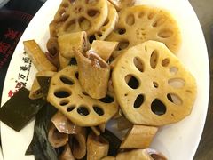 -老鼎万春卤菜(鹭湖宫8区店)