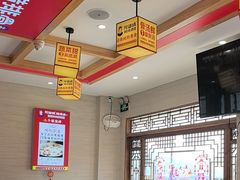 -阿婆情腊排骨火锅(金虹路店)