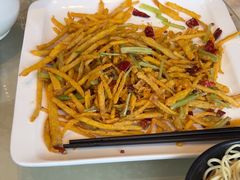 -莲餐厅·湖北菜·潜江小龙虾店(愚园路店)