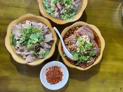 -小杨翘脚牛肉