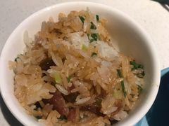 特色腊味煲仔饭-百年果林椰子鸡(中洲店)