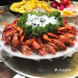 左手一只虾，右手一只蚝，好吃到没朋友 