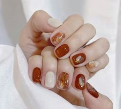 -悦指间美甲美睫