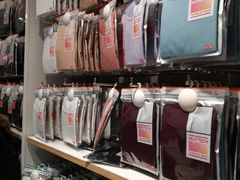 实物图-优衣库(北京万柳华联购物中心店)