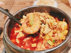 -明洞阿姨·韩式酱蟹烤肉·创意料理(三元桥店)