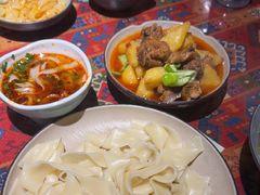 -汗腾格里·风味餐厅(新疆驻京办店)