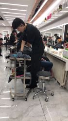 -朗峰专业美发沙龙