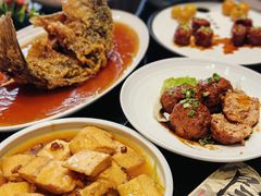 -闫府私房菜·百年鲁菜(恒隆店)