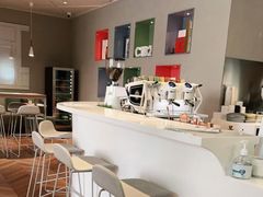 -潮一不贰·法式甜品·生日蛋糕·西式简餐(外滩店)